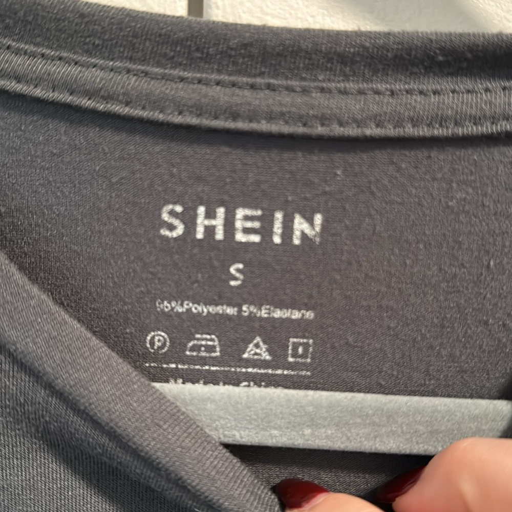 SHEIN T shirt size small relaxed fit gray - Picture 2 of 3